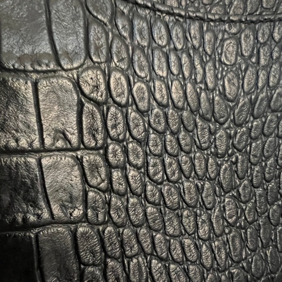 CUYANA croc-embossed cross-body bag in black/navy, Small - Picture 9 of 11